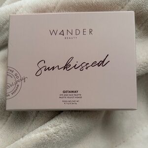 Wander Beauty Sunkissed Getaway Palette